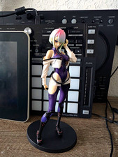 Lucy Cyberpunk Figure Purple & White Outfit w/ Stand Black Display Good Conditio picture