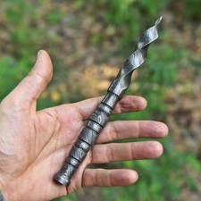Handmade Damascus Twisted Dagger Unique Spiral Blade Knife With Sheath picture