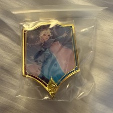 Disney Lorcana Exclusive Elsa Ice Maker Pin Challenge Edition picture
