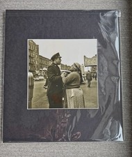 Vivian Maier Street Photography Print – Policeman & Woman NYC Scene picture