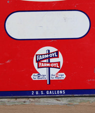 GRAPHIC ~XTRA NICE~ 1950s era FARM OYL MOTOR OIL Old 2 gal. Tin Can picture