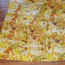 Vintage 1970s Floral Fabric Blanket Quilt Top Project Large  Piece 70s Daisy picture
