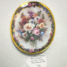Bradford Exchange Floral Cameos Porcelain Oval Floral Collector Remembrance 1996 picture