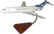 USPS United States Postal Service Boeing 727-200 Desk Model 1/100 SC Airplane picture