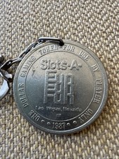 Vintage Keychain Circus Circus Hotel And Casino Poker Chip Rare Slots A Fun picture