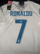 Cristiano Ronaldo Signed Real Madrid Jersey 2017/18 + Beckett COA picture