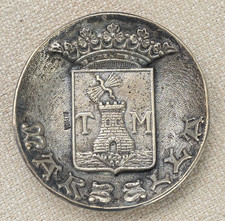 Spain Marbella TM Alpaca Antique Alloy Crest Emblem Rare Hard To Find 3 1/8