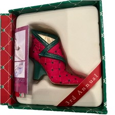 Just the Right Show by Raine Pure Velvet Figurine 4