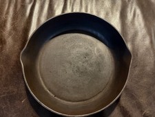 Vintage Unmarked T Eaton/Wagner/? Hammered/Dimpled Cast Iron Skillet #8-10