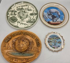 4 Vintage 1964-65 New York WORLD'S FAIR UNISPHERE Souvenir Wall Hangable Plates picture