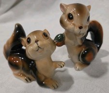 Vintage 1950s Chipmunk Ceramic salt and pepper shakers Japan picture